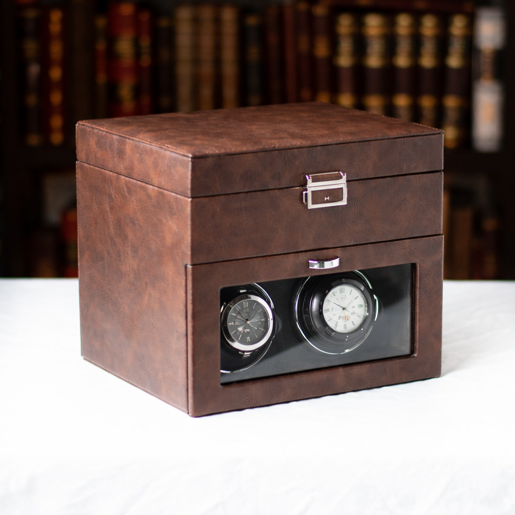 Coffret remontoir marron, vue de face